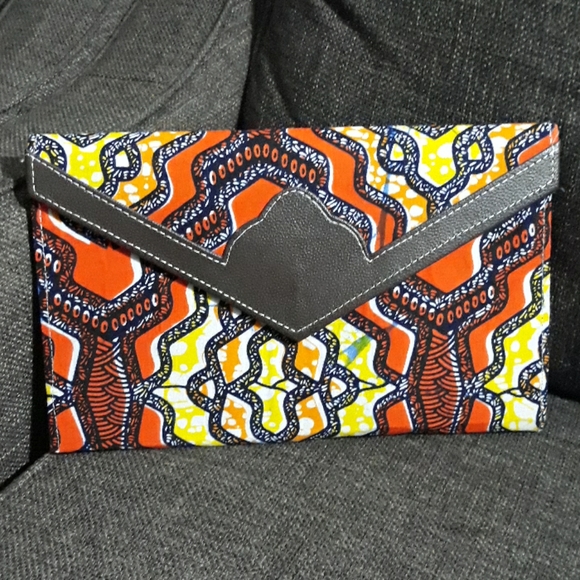Handbags - African handbags/clutch